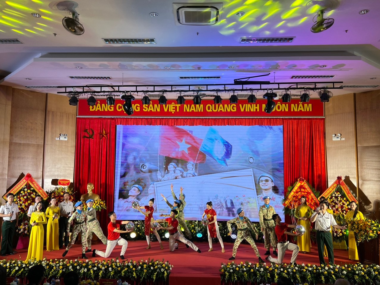 Cục Gìn giữ hòa bình Việt Nam kỷ niệm 10 năm Ngày truyền thống -0
