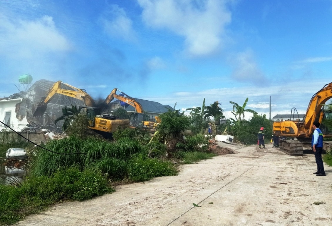 TP. Phú Quốc: Còn chiếm đất rừng, xây dựng trái phép, Bí thư, chủ tịch xã chịu trách nhiệm -0