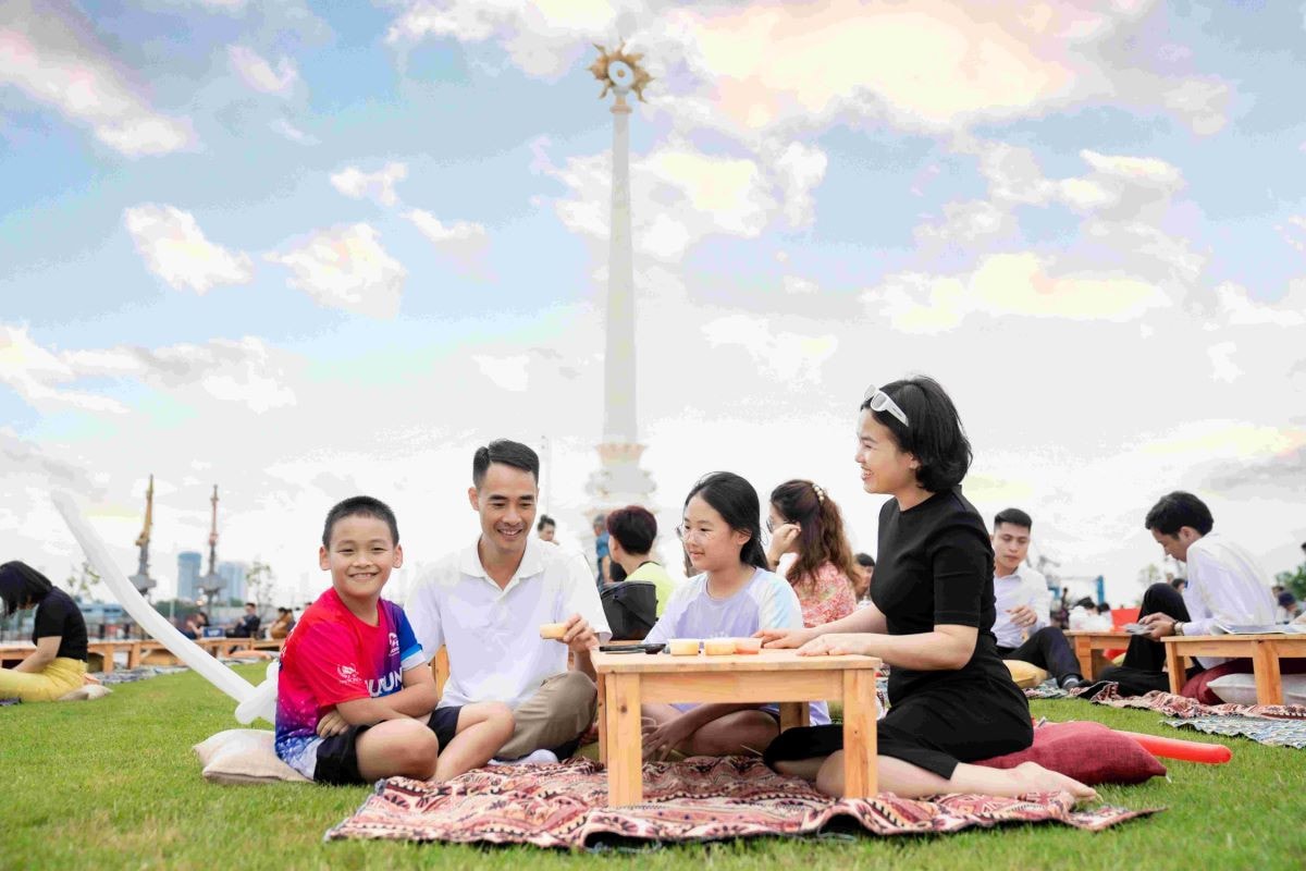 Háo hức chờ màn ra mắt tiện ích “siêu VIP” tại Vinhomes Royal Island -0