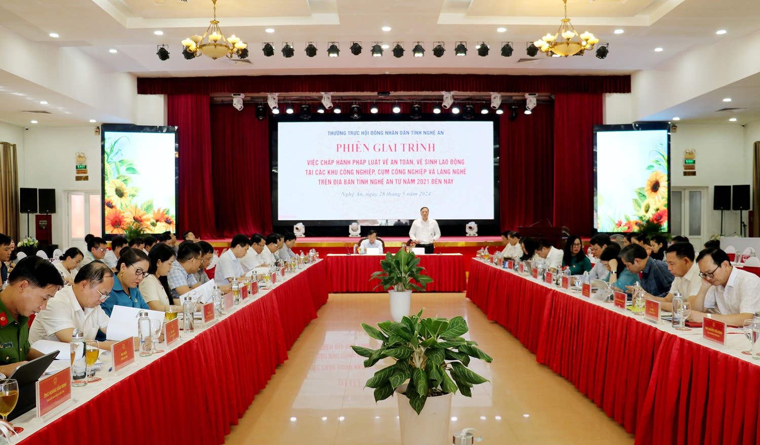 Nghệ An: Có giải pháp quyết liệt để khắc phục những hạn chế trong việc chấp hành pháp luật về an toàn, vệ sinh lao động -0
