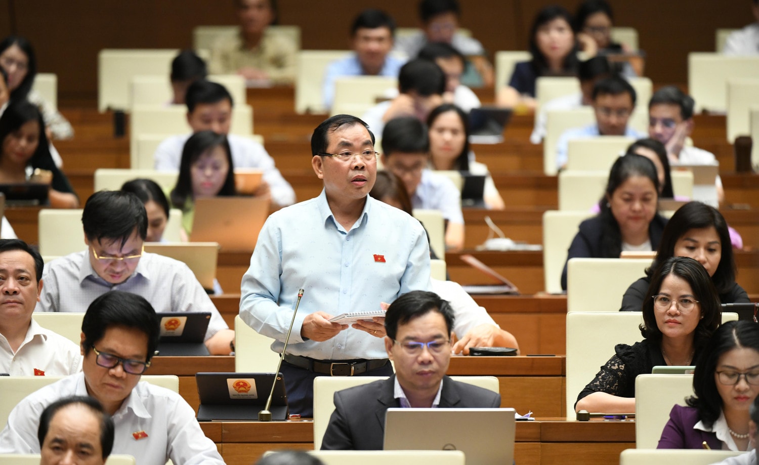 ĐBQH Nguyễn Quang Huân (Bình Dương) phát biểu. Ảnh: Lâm Hiển Dự thảo Luật Thủ đô (sửa đổi): Bảo đảm tính thống nhất với các luật liên quan -0