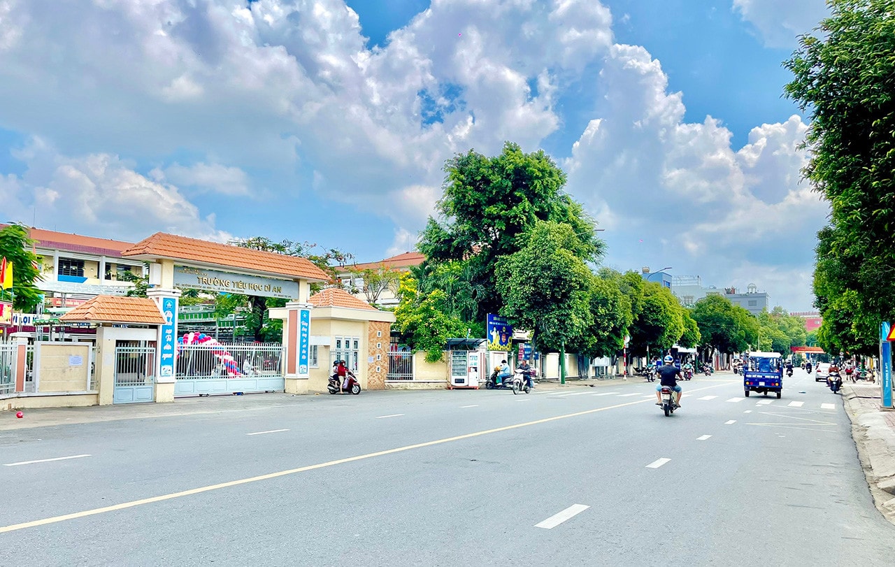 Bình Dương: TP. Dĩ An cấm ô tô một số tuyến đường để hạn chế ùn tắc giao thông