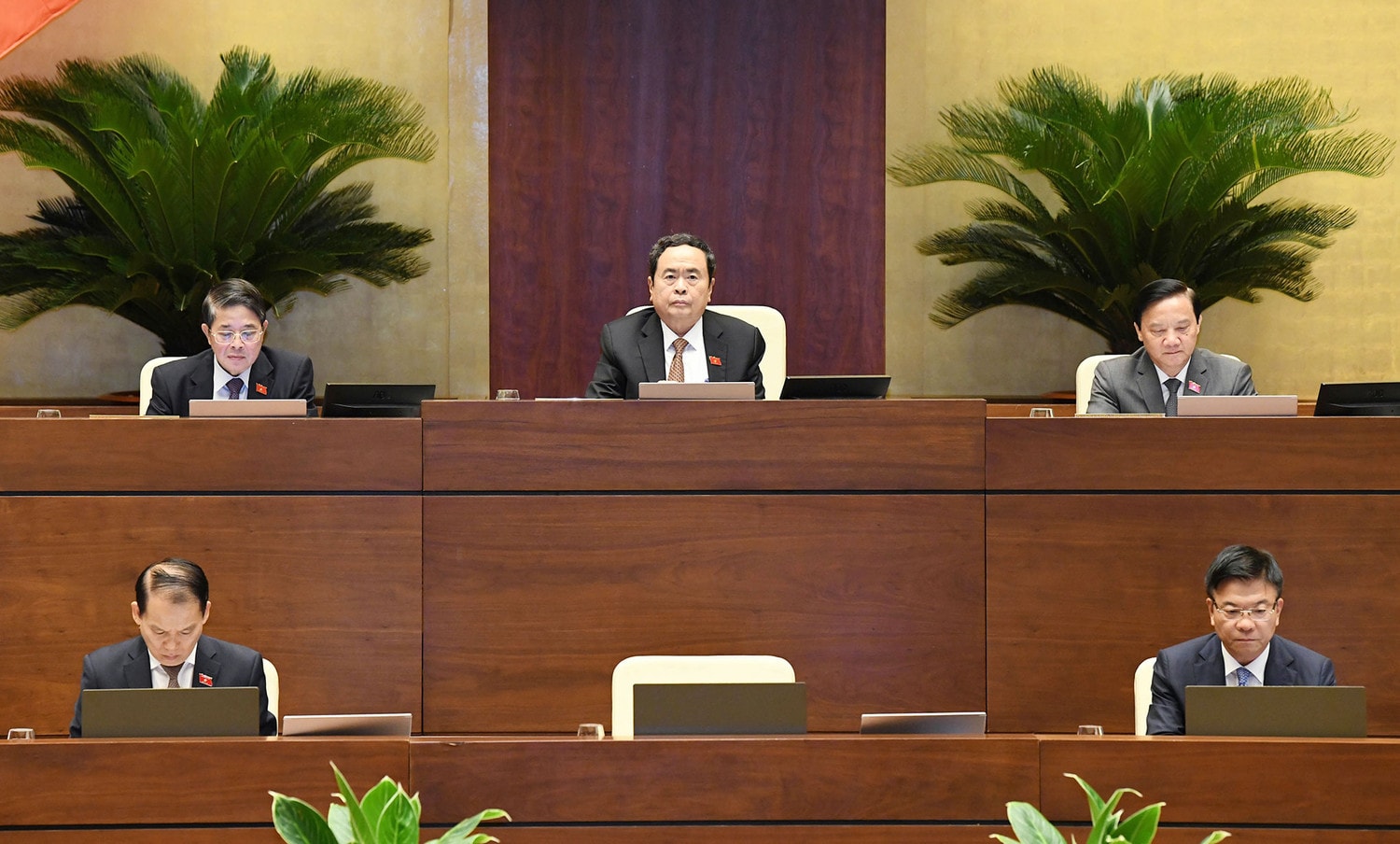 Bổ sung, chỉnh lý nhiều nội dung nhằm phân quyền mạnh mẽ cho chính quyền thành phố Hà Nội -0