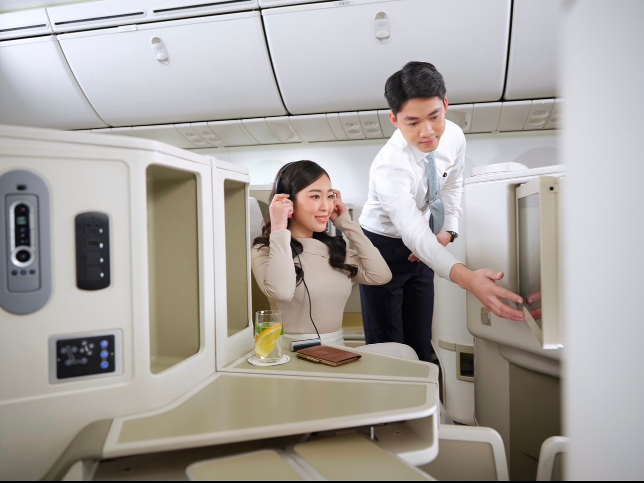 Vietnam Airlines được vinh danh là 1 trong 25 hãng hàng không hàng đầu thế giới -0