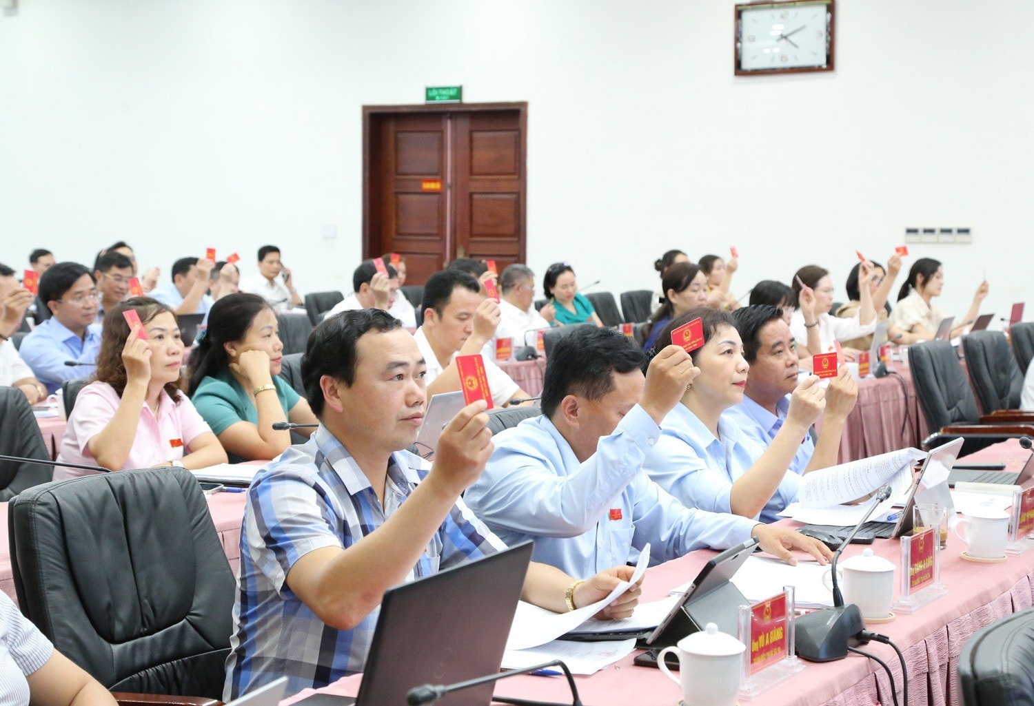Lào Cai: HĐND tỉnh thông qua 7 nghị quyết tại Kỳ họp thứ 19 -0