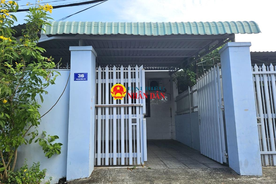 Trụ sở theo đăng ký của Công ty TNHH Dịch vụ Thương mại Xây dựng Khang Long vắng lặng như nhà dân bình thường