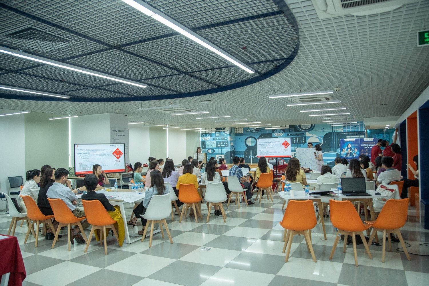 Hướng nghiệp quốc tế cần như nhận thức cơ bản trong công tác hướng nghiệp -0