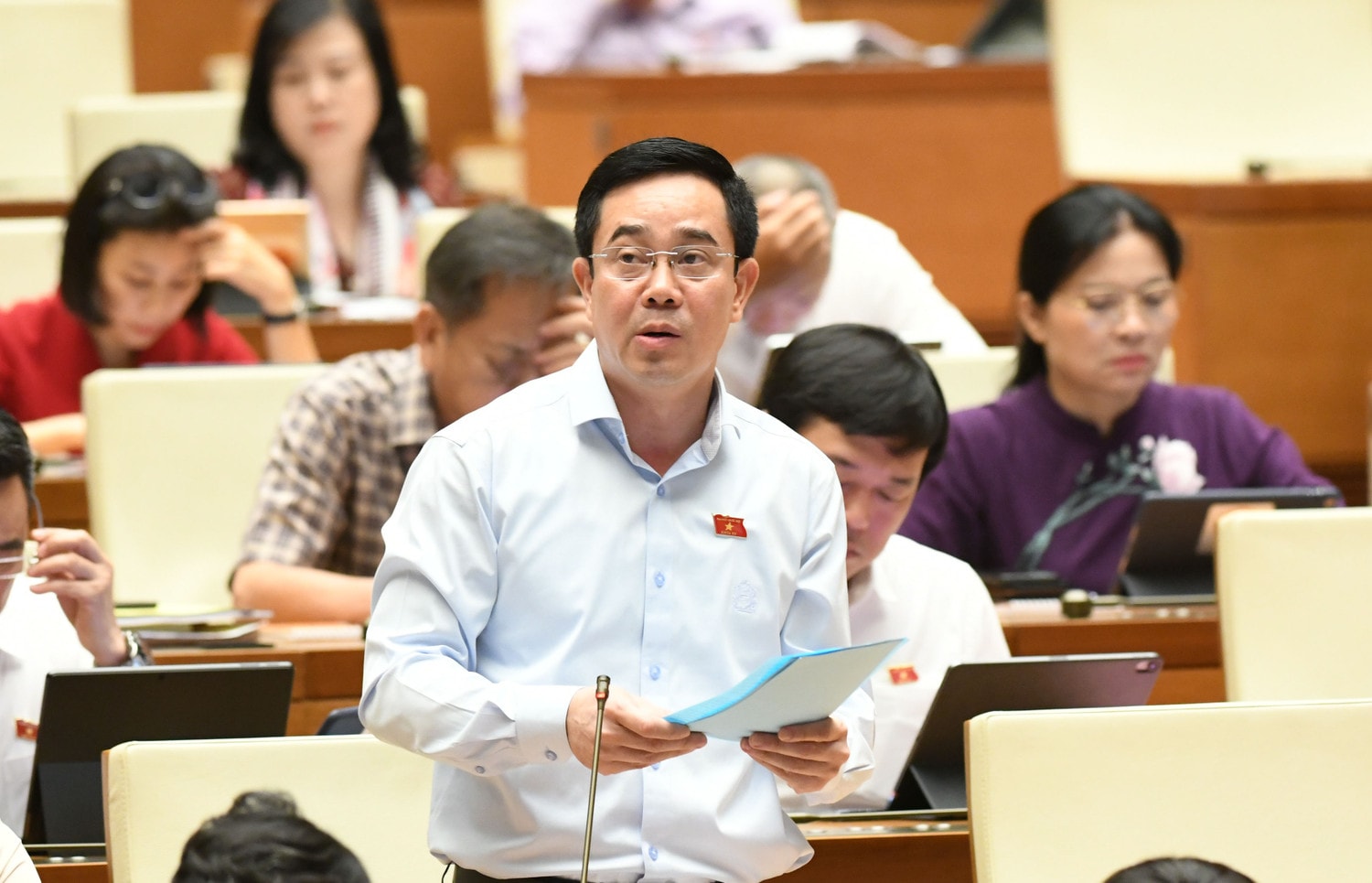 ĐBQH Nguyễn Văn Huy (Thái Bình) phát biểu. Ảnh: Lâm Hiển Cần tầm nhìn dài hạn trong lập Chương trình xây dựng pháp luật -0