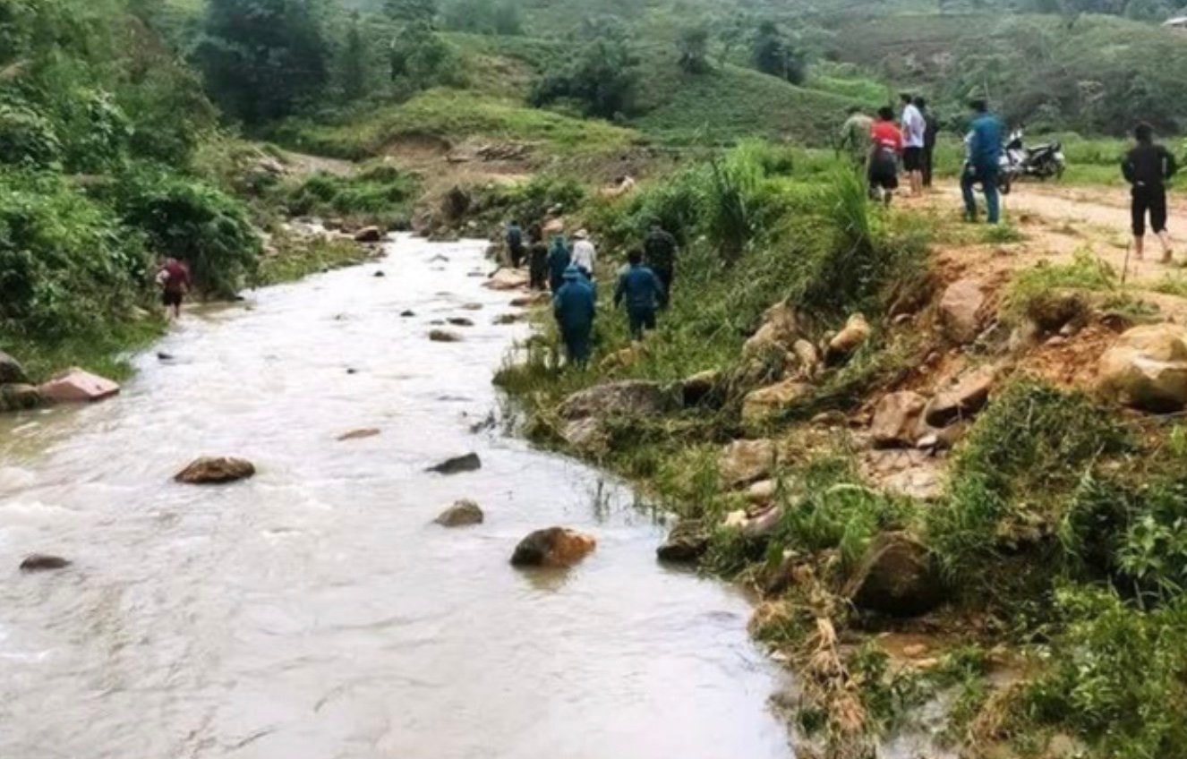 Lào Cai: Tìm thấy thi thể hai anh em bị lũ cuốn trôi tử vong -0