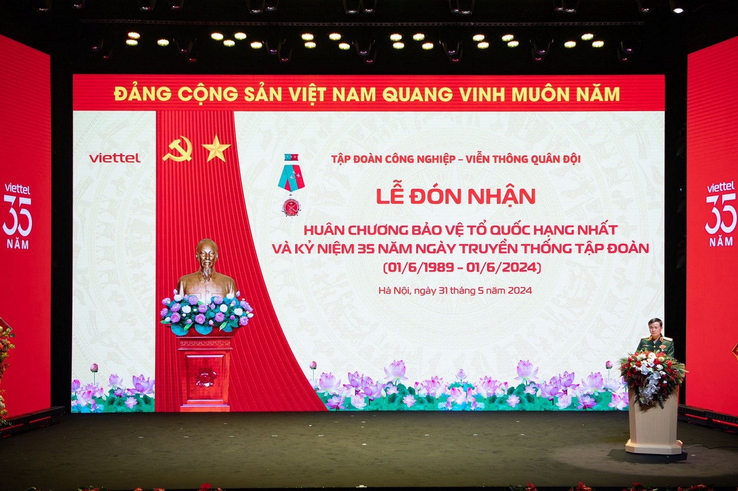 Viettel kỷ niệm 35 năm ngày truyền thống và đón nhận huân chương bảo vệ Tổ quốc hạng Nhất