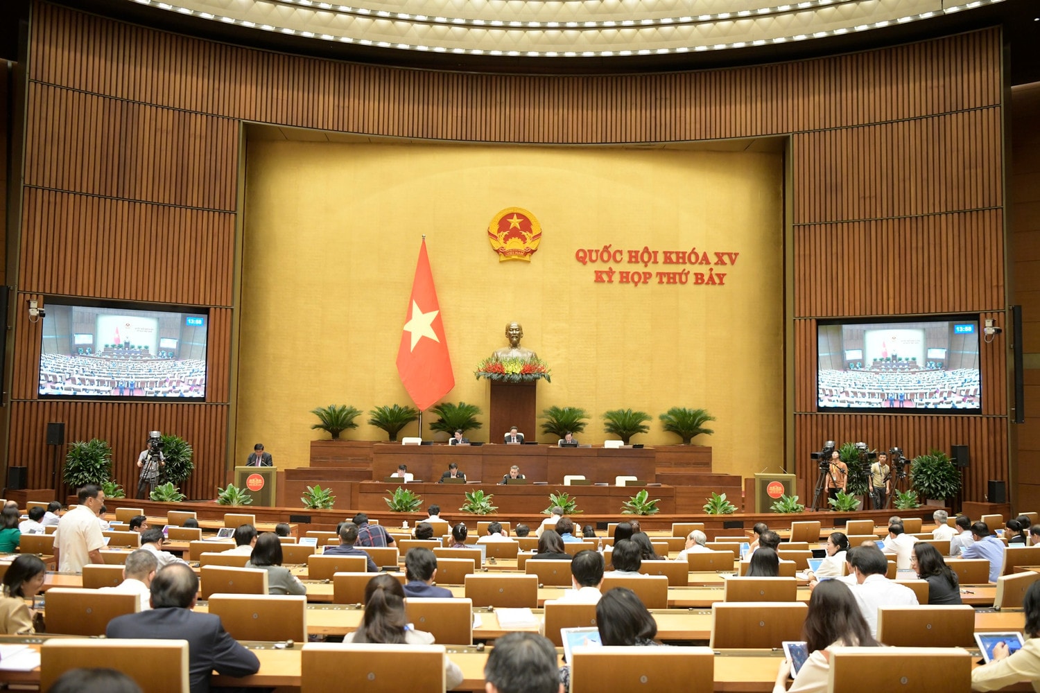Phát huy mọi tiềm năng, lợi thế để phát triển tỉnh Nghệ An nhanh và bền vững -2