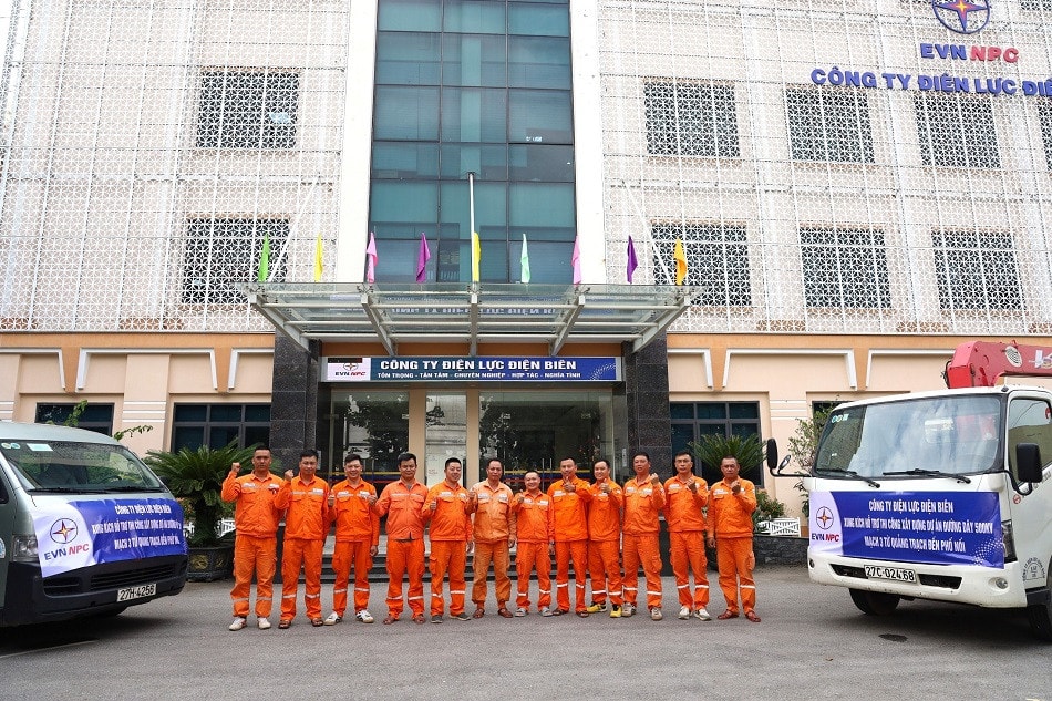 28 Đội xung kích EVNNPC sẵn sàng dồn sức tại công trường Đường dây 500kV mạch 3 -0
