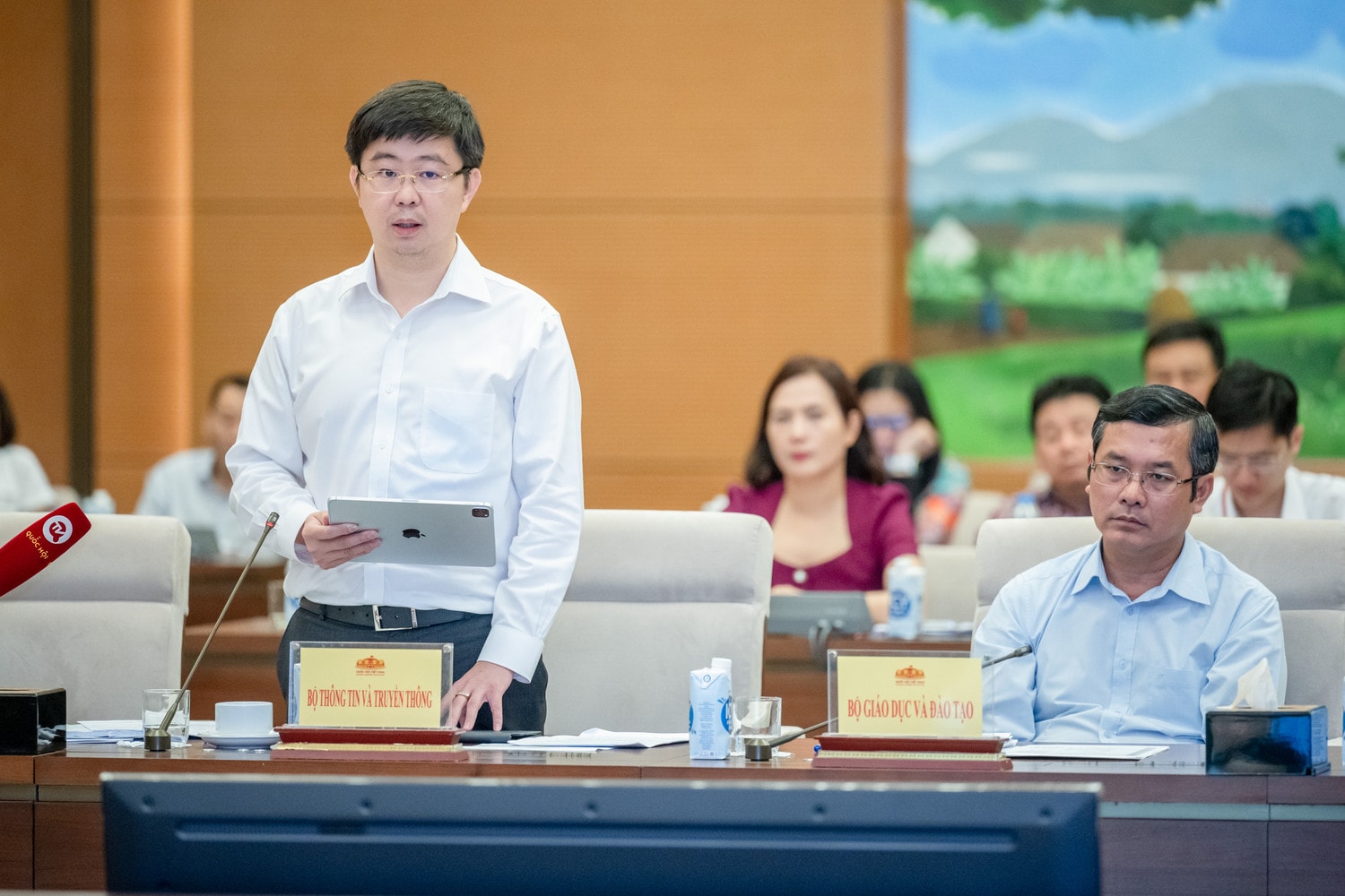 Phó Chủ tịch Quốc hội Nguyễn Khắc Định chủ trì làm việc với các bộ, cơ quan thuộc lĩnh vực văn hóa, giáo dục về thực hiện pháp luật về đơn vị sự nghiệp công lập -0