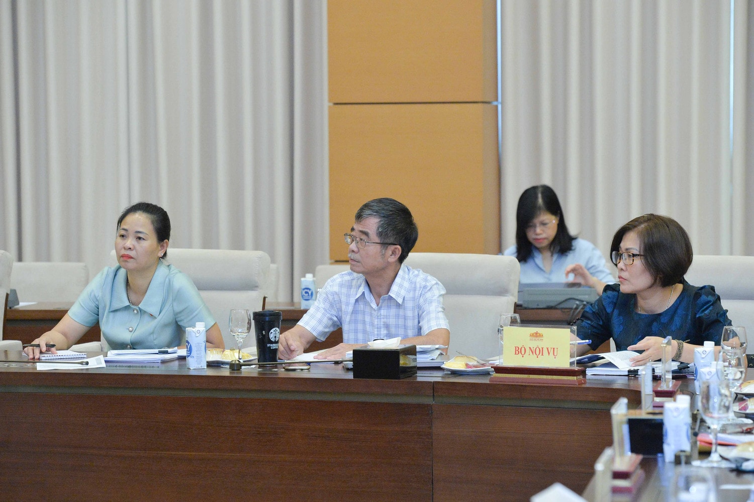 Phó Chủ tịch Quốc hội Nguyễn Khắc Định chủ trì làm việc với 3 Bộ về thực hiện pháp luật về đơn vị sự nghiệp công lập -0