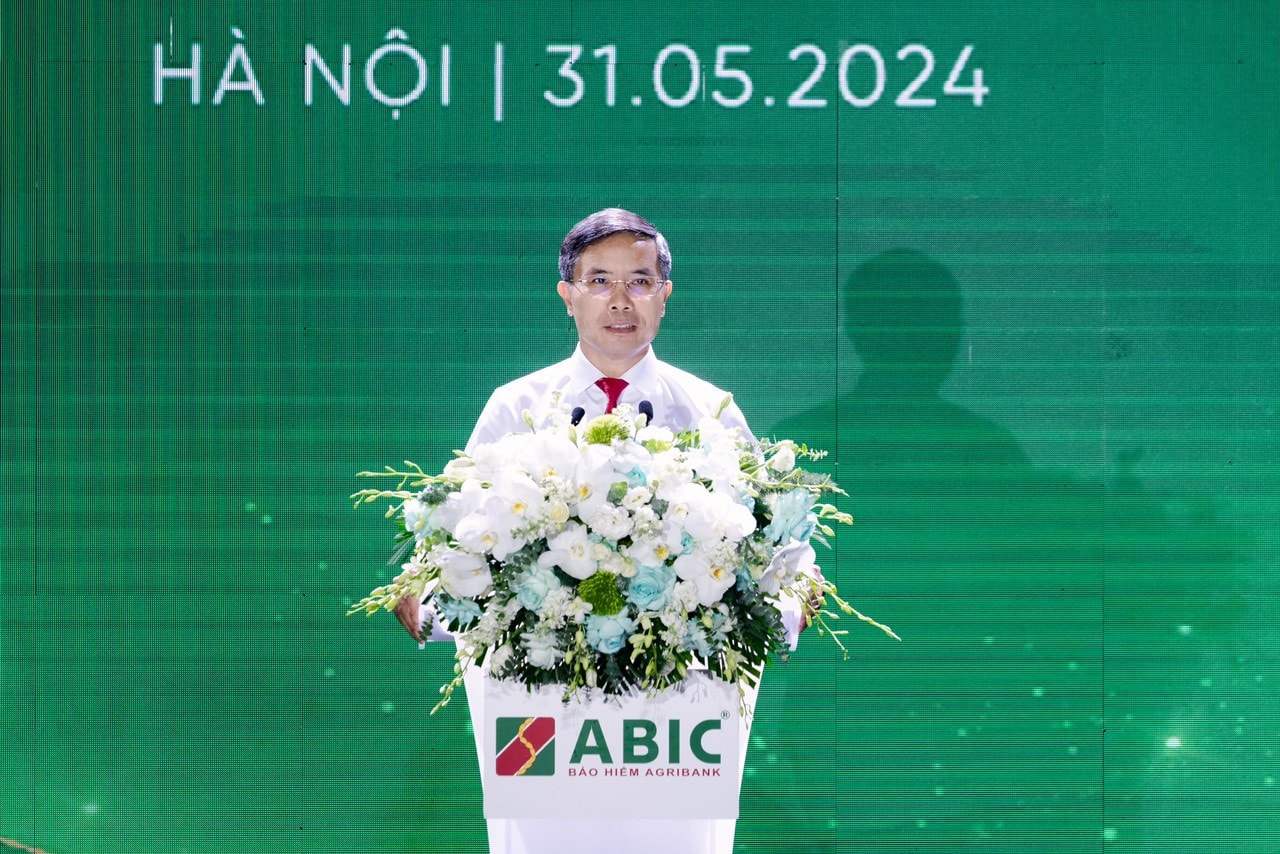 Nhờ Bảo hiểm Agribank, ngân hàng bớt nợ xấu, người dân có thêm lá chắn tài chính -0