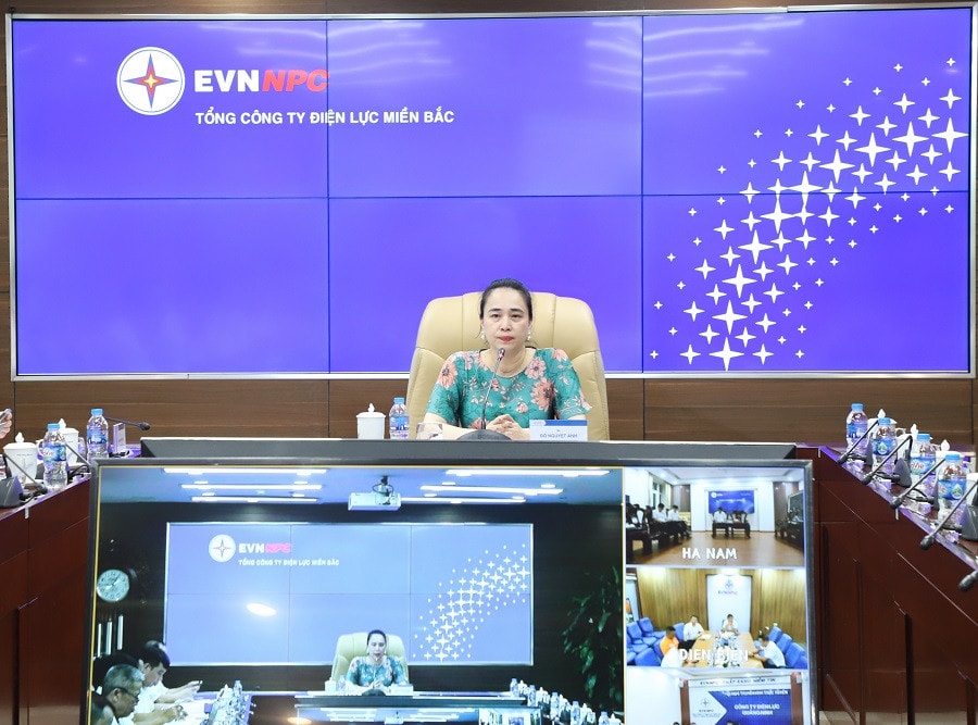 28 Đội xung kích EVNNPC sẵn sàng dồn sức tại công trường Đường dây 500kV mạch 3 -0
