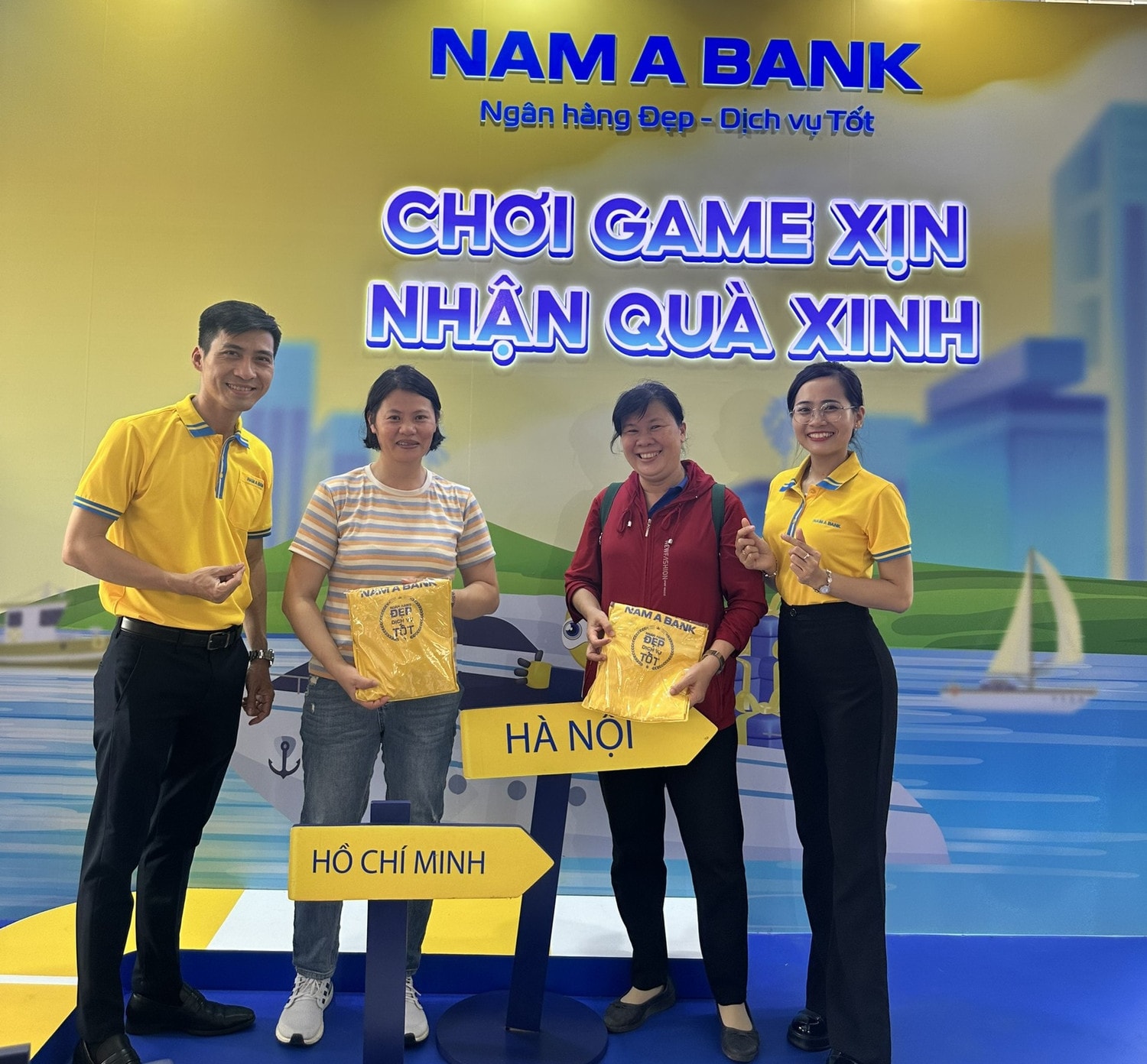 Nam A Bank triển khai nhiều hoạt động tại lễ hội sông nước TP.HCM -0