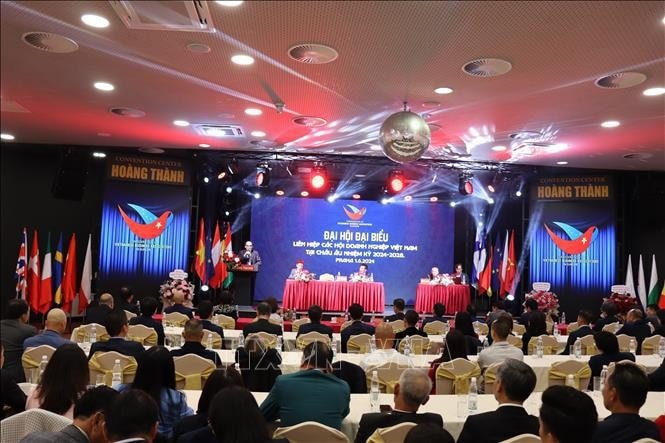 An overview of the congress of the Union of Vietnamese Business Associations in Europe for the 2024-2028 tenure held in Prague on June 1 (Photo: VNA) Union shows strong performance in connecting Vietnamese firms in Europe -0