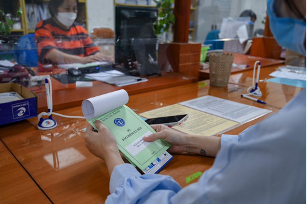 Mức đóng Bảo hiểm xã hội, Bảo hiểm y tế năm 2024 của công chức viên chức là bao nhiêu? -0