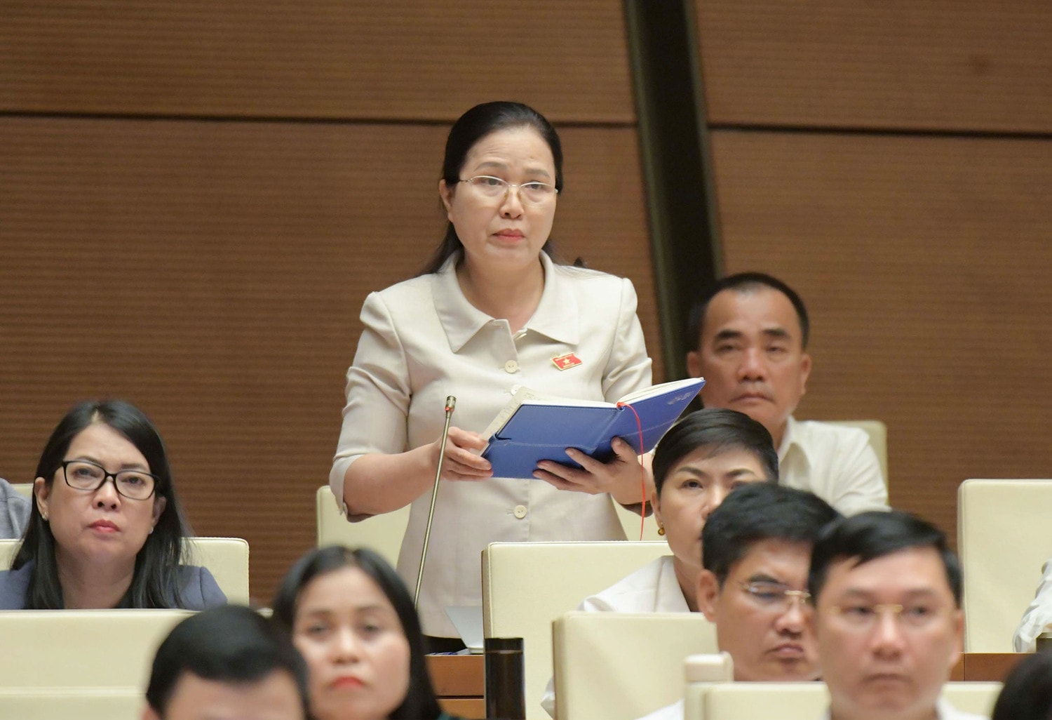 Nguyên tắc nào để chọn mẫu xác nhận tính trung thực của báo cáo tài chính? -0