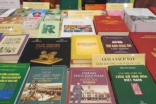 Giải thưởng Sách quốc gia mời độc giả cả nước đề cử -0