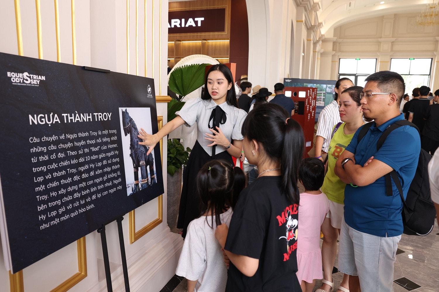 Các bạn nhỏ thích thú khi được nghe những câu chuyện thú vị về ngựa Du khách vỡ òa cảm xúc khi được trải nghiệm chất sống thượng lưu trên đảo Vũ Yên -0