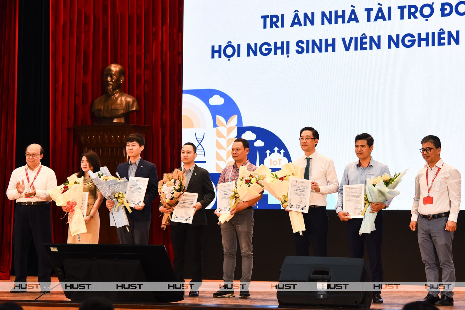PGS.TS Huỳnh Quyết Thắng: Sáng tạo không phải điều gì đó xa vời mà nằm ngay trong mỗi con người chúng ta -0