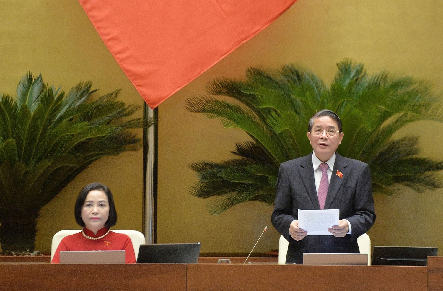 Việc sử dụng ngân sách có nơi chưa hiệu quả, nguồn lực bố trí không thực hiện được, trong khi nhu cầu đầu tư còn nhiều -0