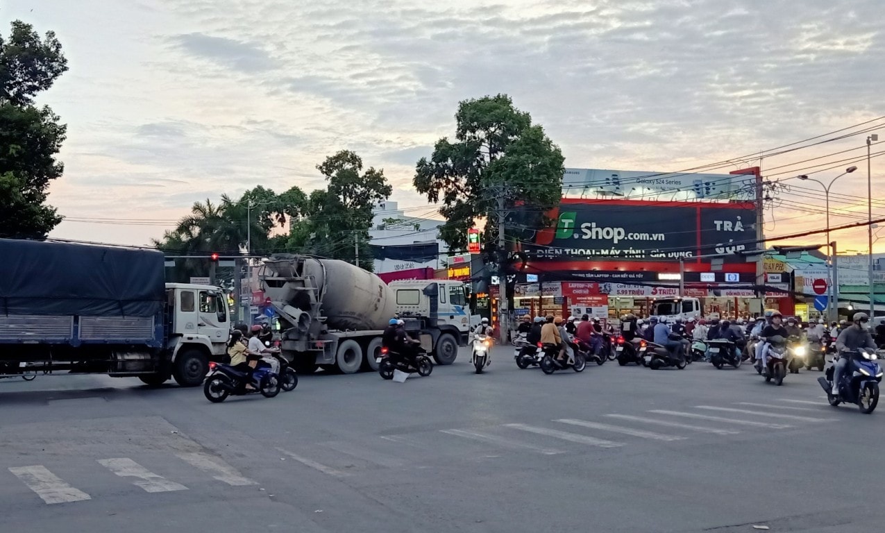 Khẩn trương bố trí tái định cư để mở rộng 5 nút giao thông trộng điểm