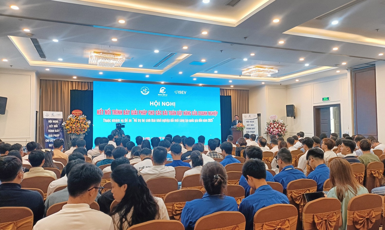 Trường Đại học Điện lực đồng hành cùng doanh nghiệp giải bài toán vướng mắc trong thực tiễn -0