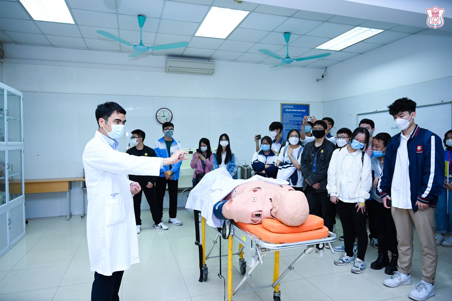 Trường Đại học Y Hà Nội lần đầu xét tuyển khối C và D, áp dụng với 3 ngành mới -0