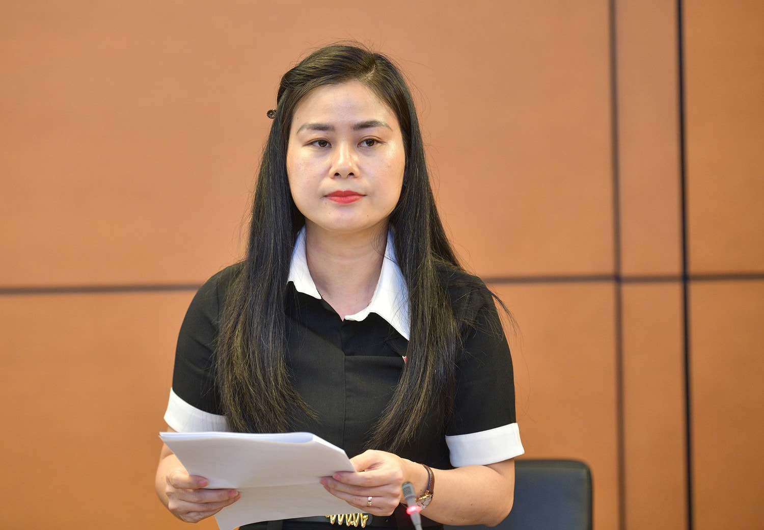 ĐBQH Đặng Thị Bảo Trinh (Quảng Nam) - Ảnh: Thanh Hải