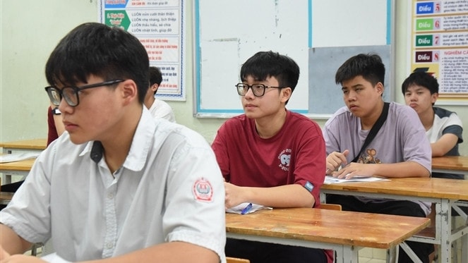 Những bí quyết tăng cường sức khỏe cho sĩ tử mùa thi