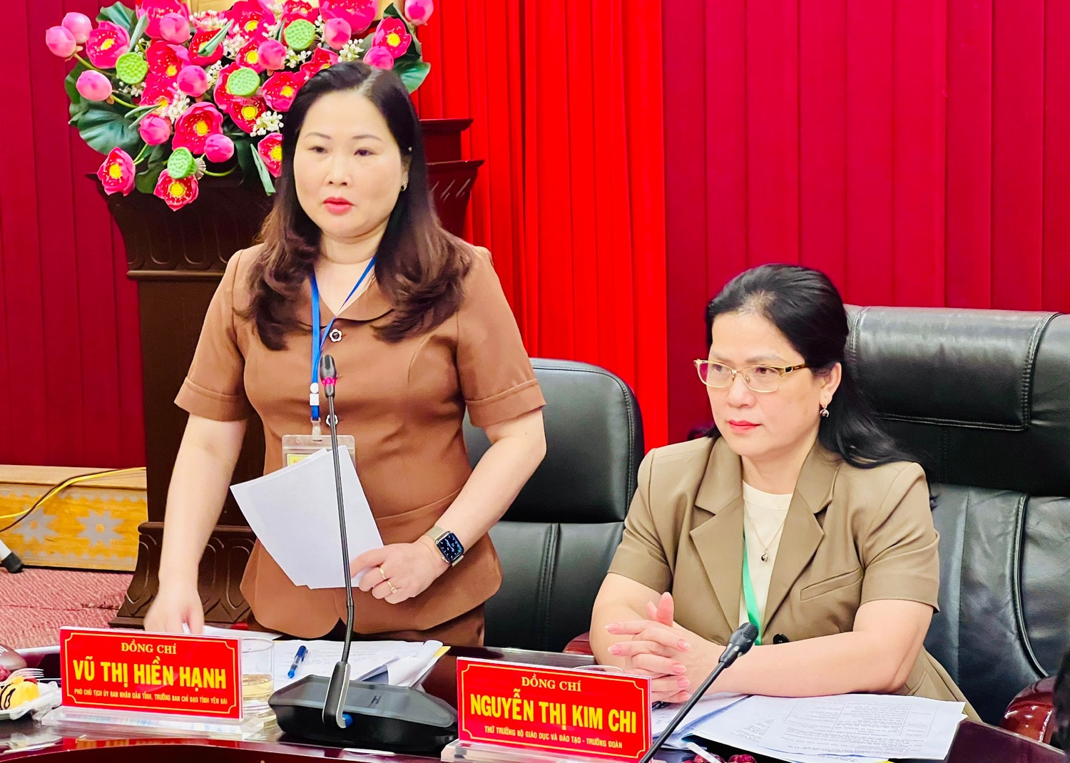 Thứ trưởng Bộ GD-ĐT Nguyễn Thị Kim Chi kiểm tra công tác chuẩn bị thi tốt nghiệp tại tỉnh Yên Bái -0