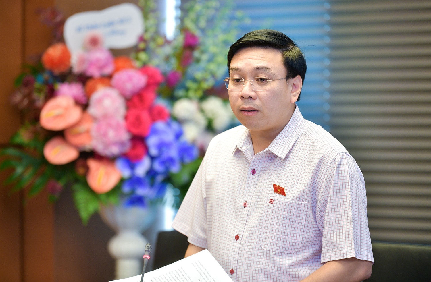 ĐBQH Nguyễn Văn Mạnh (Vĩnh Phúc) phát biểu tại tổ