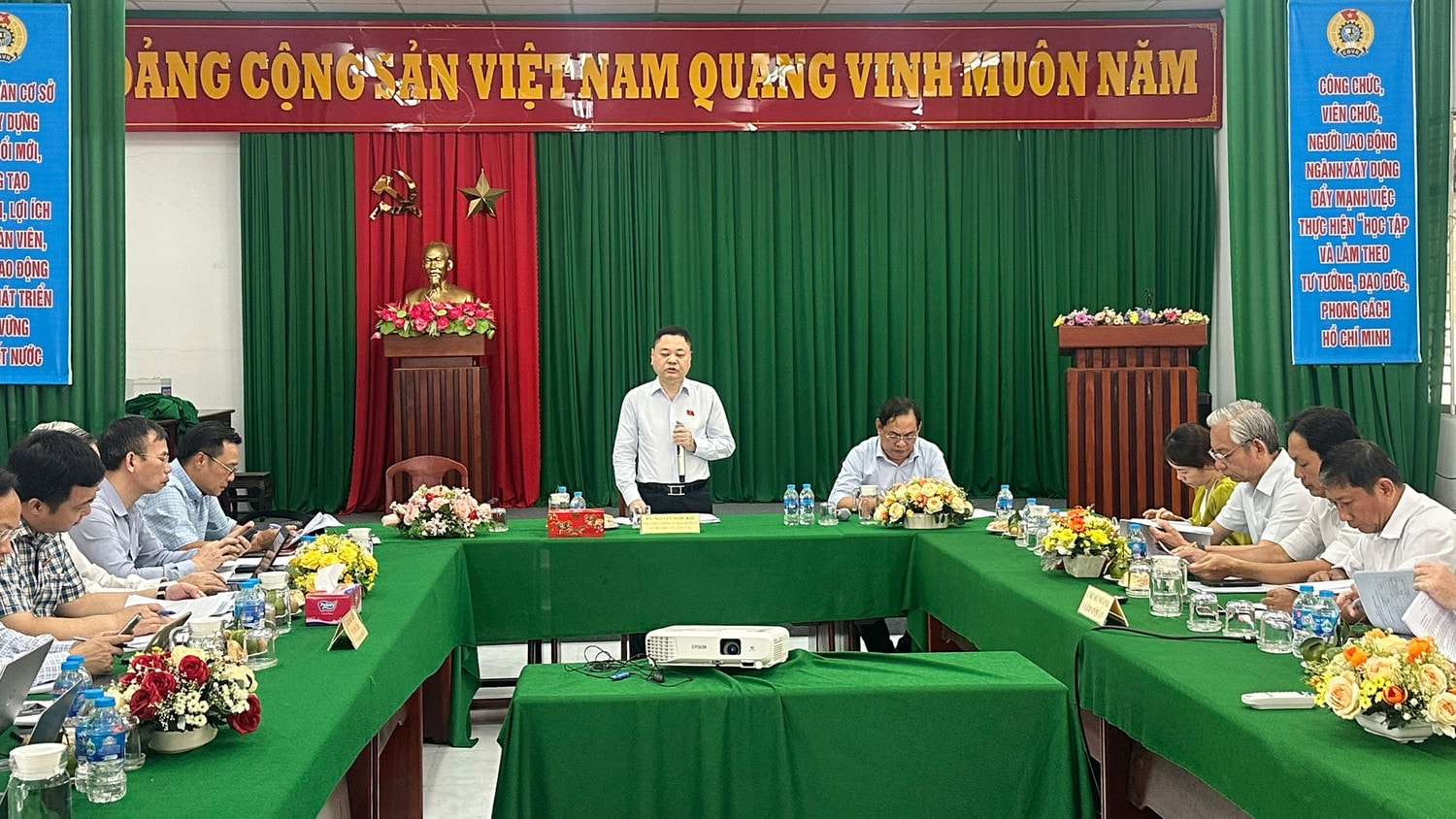 Đoàn giám sát của Quốc hội về quản lý thị trường bất động sản, phát triển nhà ở xã hội làm việc với các sở, ngành thành phố Cần Thơ -0