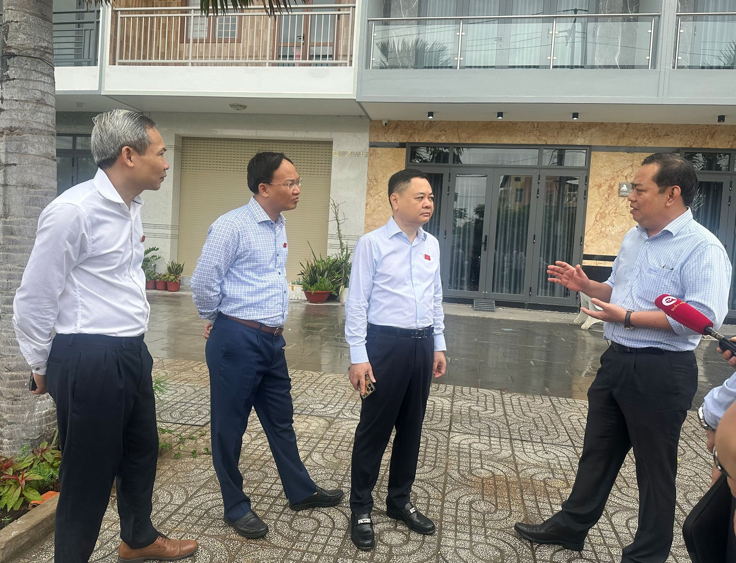 Đoàn giám sát của Quốc hội về quản lý thị trường bất động sản, phát triển nhà ở xã hội làm việc với các sở, ngành thành phố Cần Thơ -0