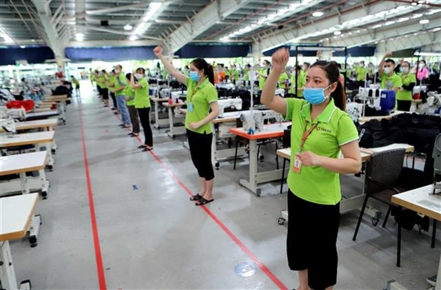 Reduced working hours must go hand-in-hand with improved productivity -0