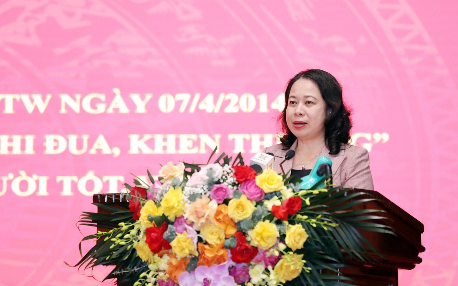 Phấn đấu trở thành hình mẫu trong tổ chức phong trào thi đua yêu nước -0