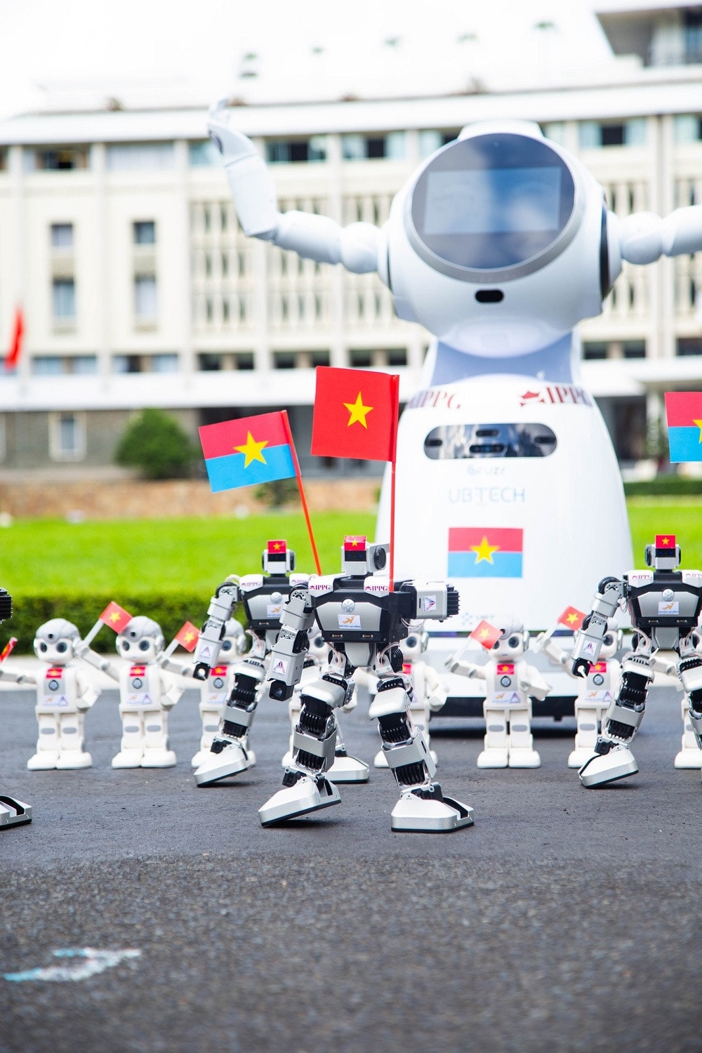 Cuộc thi “ROBO G 2024” trên toàn quốc với chủ đề “KHÁM PHÁ AI”. -2