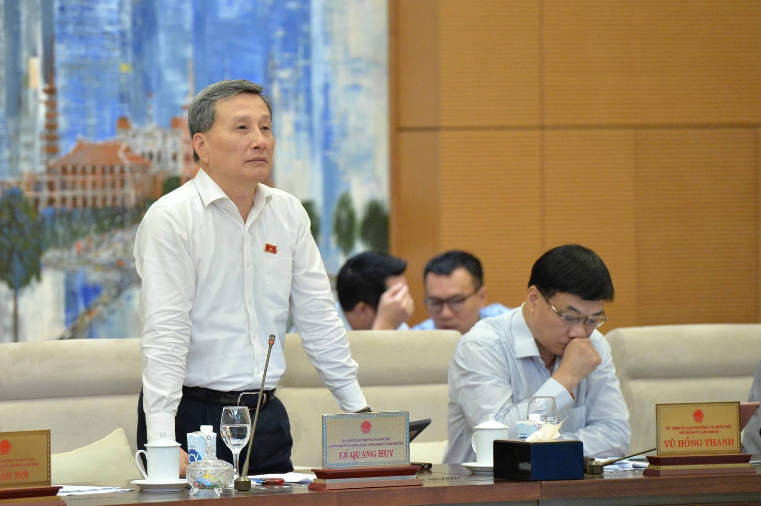 Cho ý kiến 2 dự thảo Nghị quyết của Quốc hội về thí điểm một số chính sách đặc thù phát triển tỉnh Nghệ An và thành phố Đà Nẵng -0