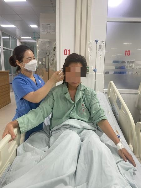 Kỳ tích: Người phụ nữ Hà Nội bị sét đánh ngừng tim phổi đã hồi phục -0