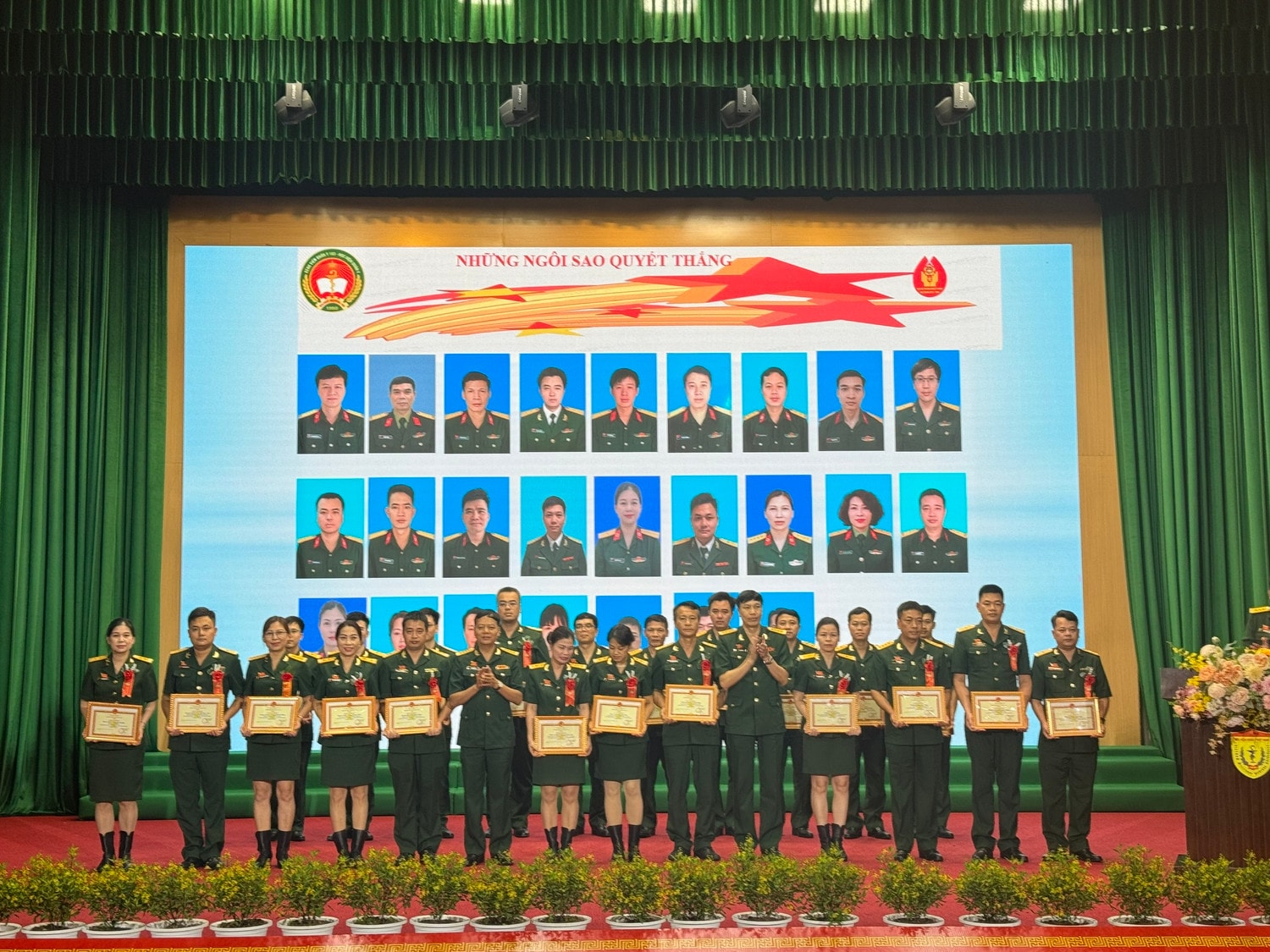 Bệnh viện Quân y 103: Tăng cường tuyên truyền, cổ động phong trào thi đua Quyết thắng, gương người tốt, việc tốt -1