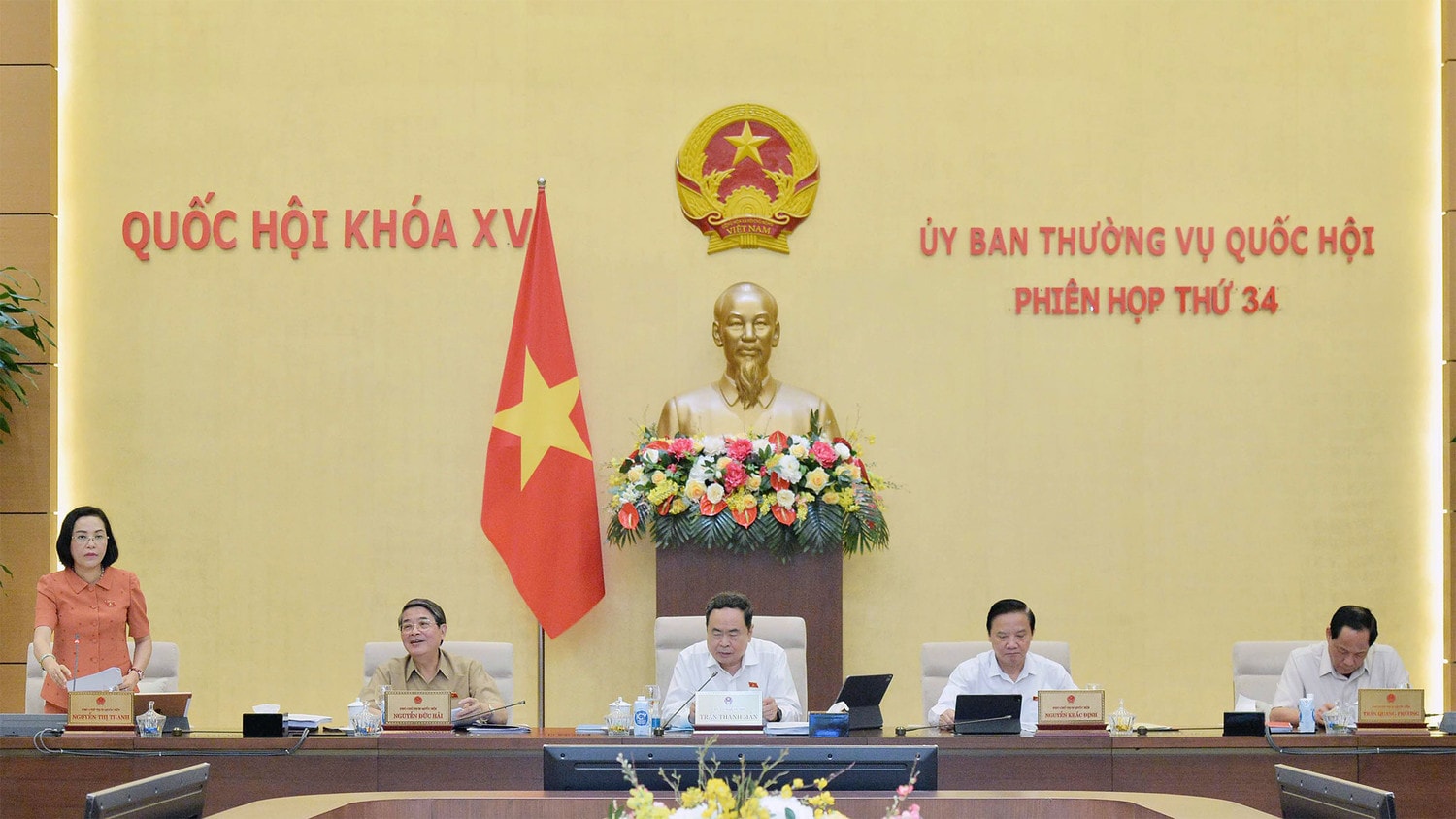 Cho ý kiến 2 dự thảo Nghị quyết của Quốc hội về thí điểm một số chính sách đặc thù phát triển tỉnh Nghệ An và thành phố Đà Nẵng -0