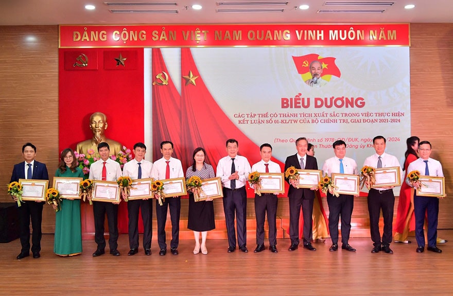 Đảng ủy Agribank đạt thành tích xuất sắc tiêu biểu Giải Búa liềm vàng -0