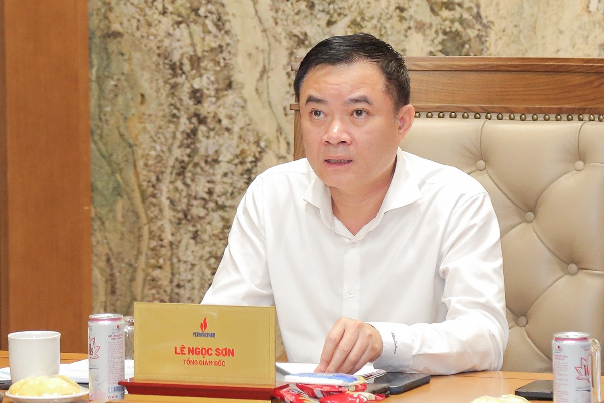 Petrovietnam tiếp tục duy trì tăng trưởng khi giá dầu đảo chiều giảm mạnh -0