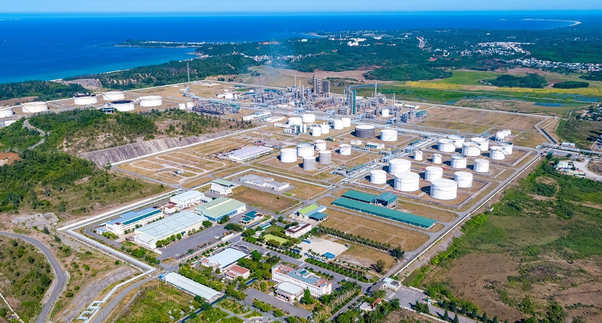 Petrovietnam tiếp tục duy trì tăng trưởng khi giá dầu đảo chiều giảm mạnh -0