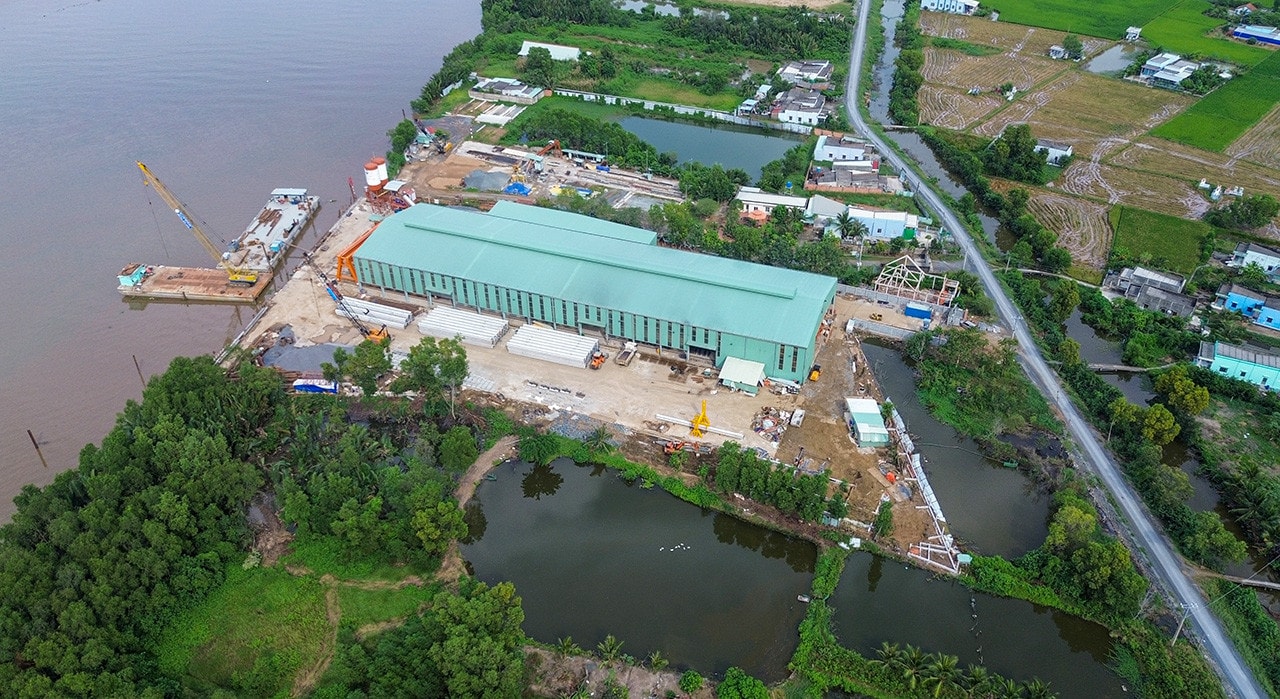Long An: Công ty TNHH TMDV thi công cầu đường Hồng An xây nhà xưởng 3.000m2 trái phép trên đất nông nghiệp