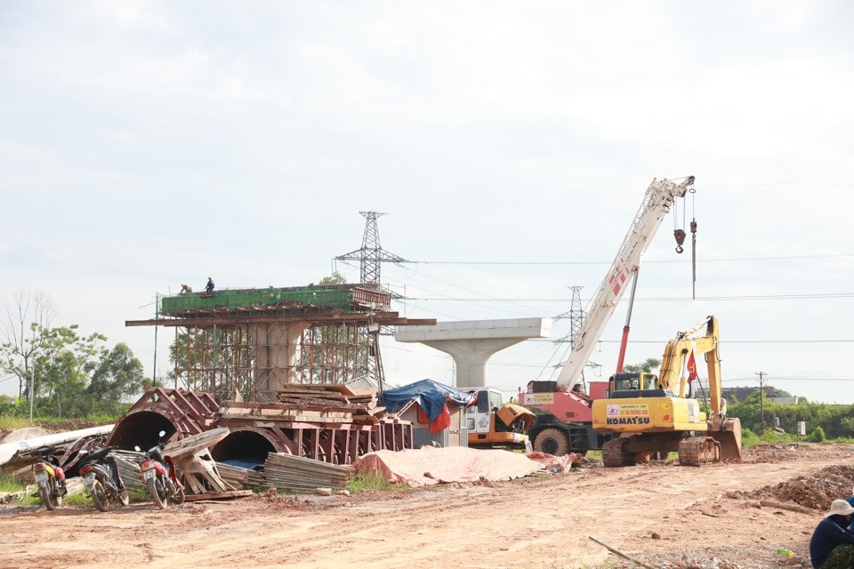 Tạo bước đột phá về cơ chế, chính sách và thủ tục hành chính trong giải phóng mặt bằng Dự án đường Vành đai 4 – Vùng Thủ đô -0