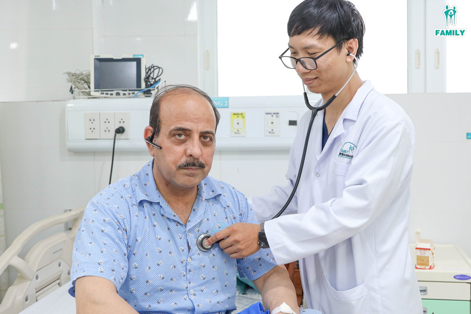 Cứu sống trọng tài người Pakistan bị nhồi máu cơ tim -0